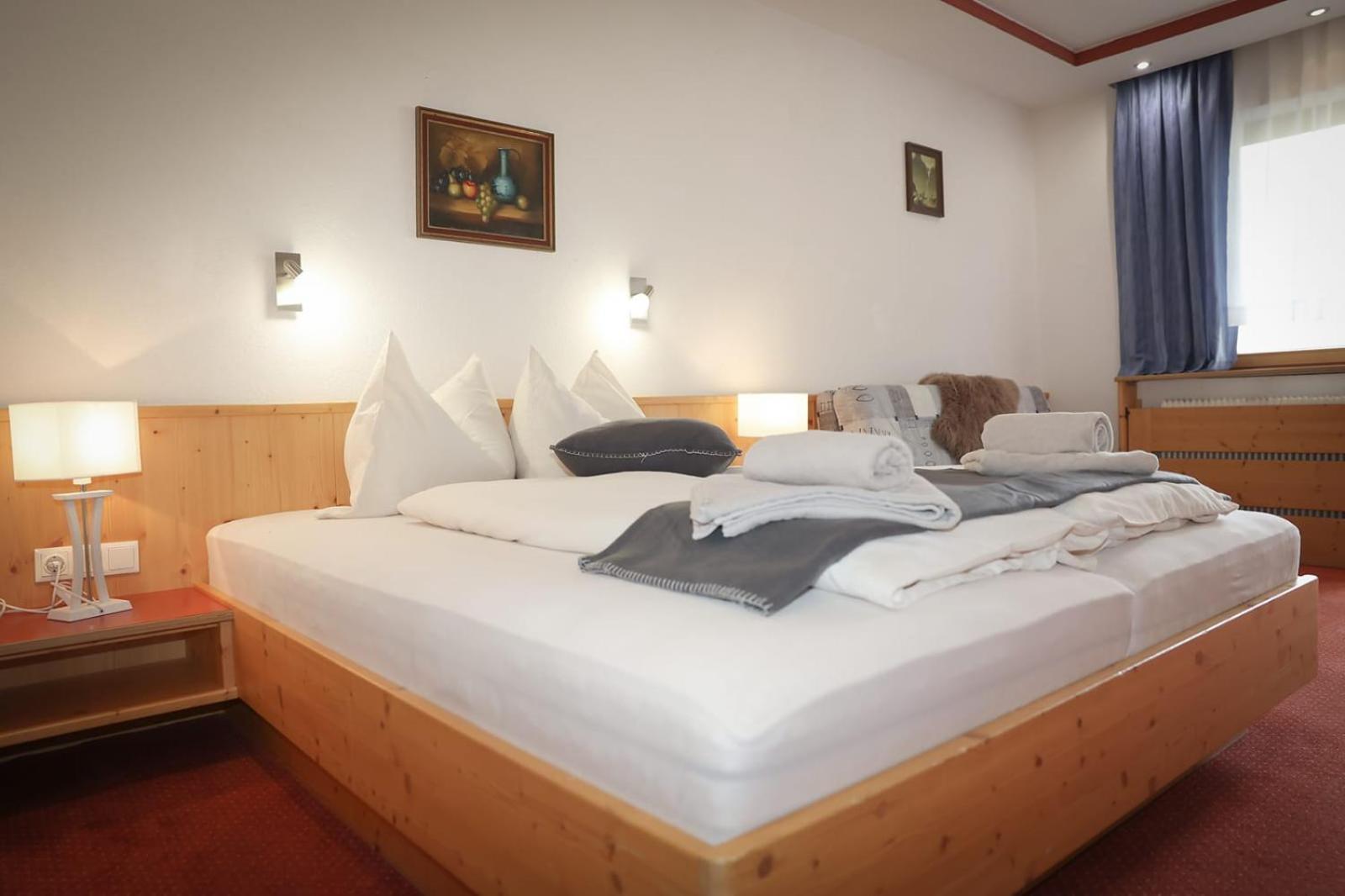 Schlickeralm Hotel เทลเฟส อิม ชตูบาย ภายนอก รูปภาพ